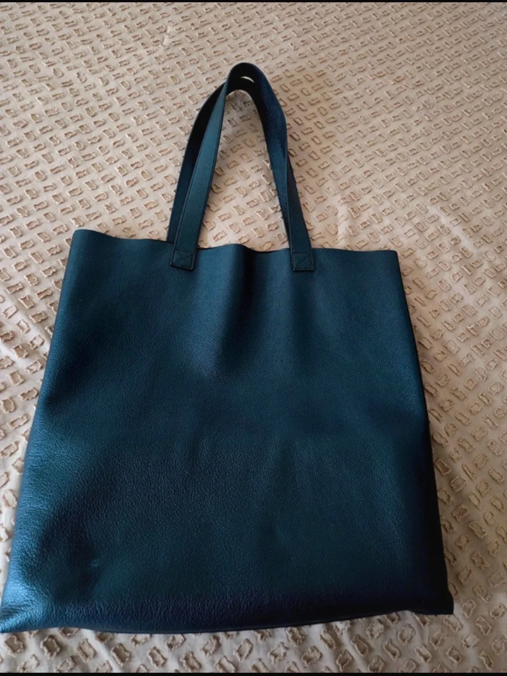 Gucci Black Tote with Green and Red Signature Stripe